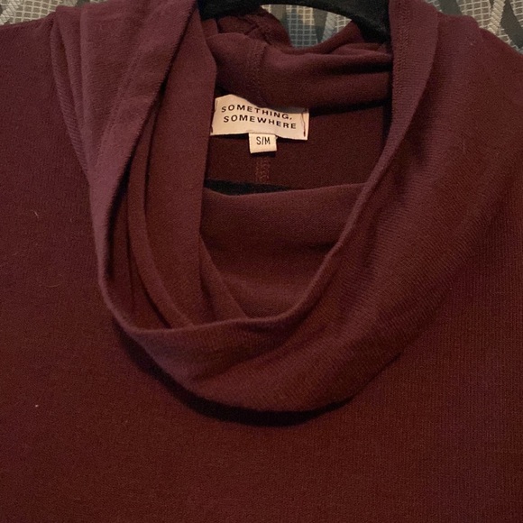 Burgundy cowl neck oversized tunic - Picture 4 of 5